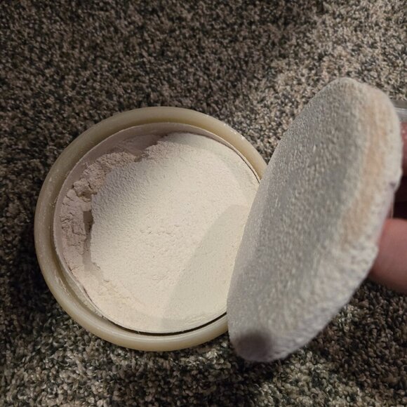 Avon Cotillion Dusting Powder 6 oz. - Picture 2 of 4